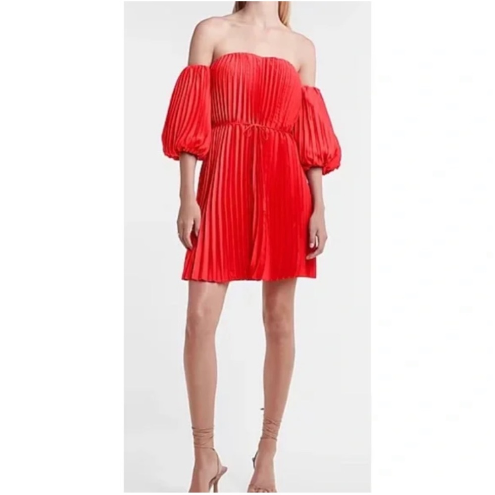 NWT Express Red Dress with Puffy Sleeves in Sz Large
